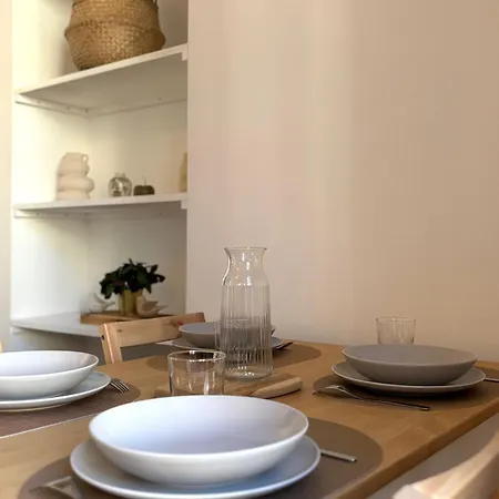 Marche Des Halles Sur Cour Ascenseur, Hypercentre Apartment *
