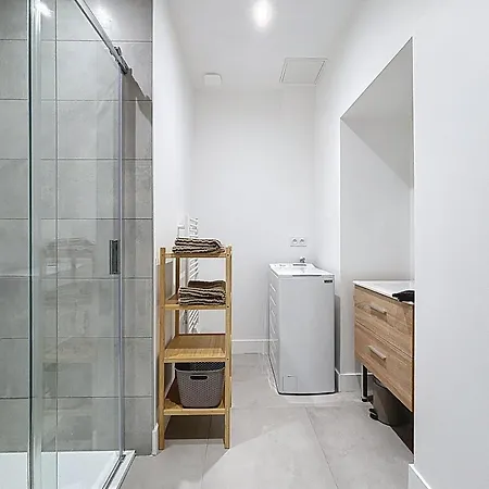 Marche Des Halles Sur Cour Ascenseur, Hypercentre Apartment *
